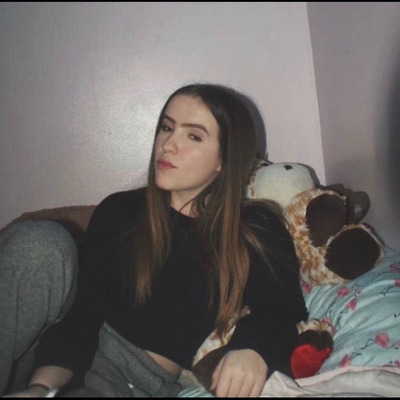 Meet your Posher, Emma - Picture 1 of 1